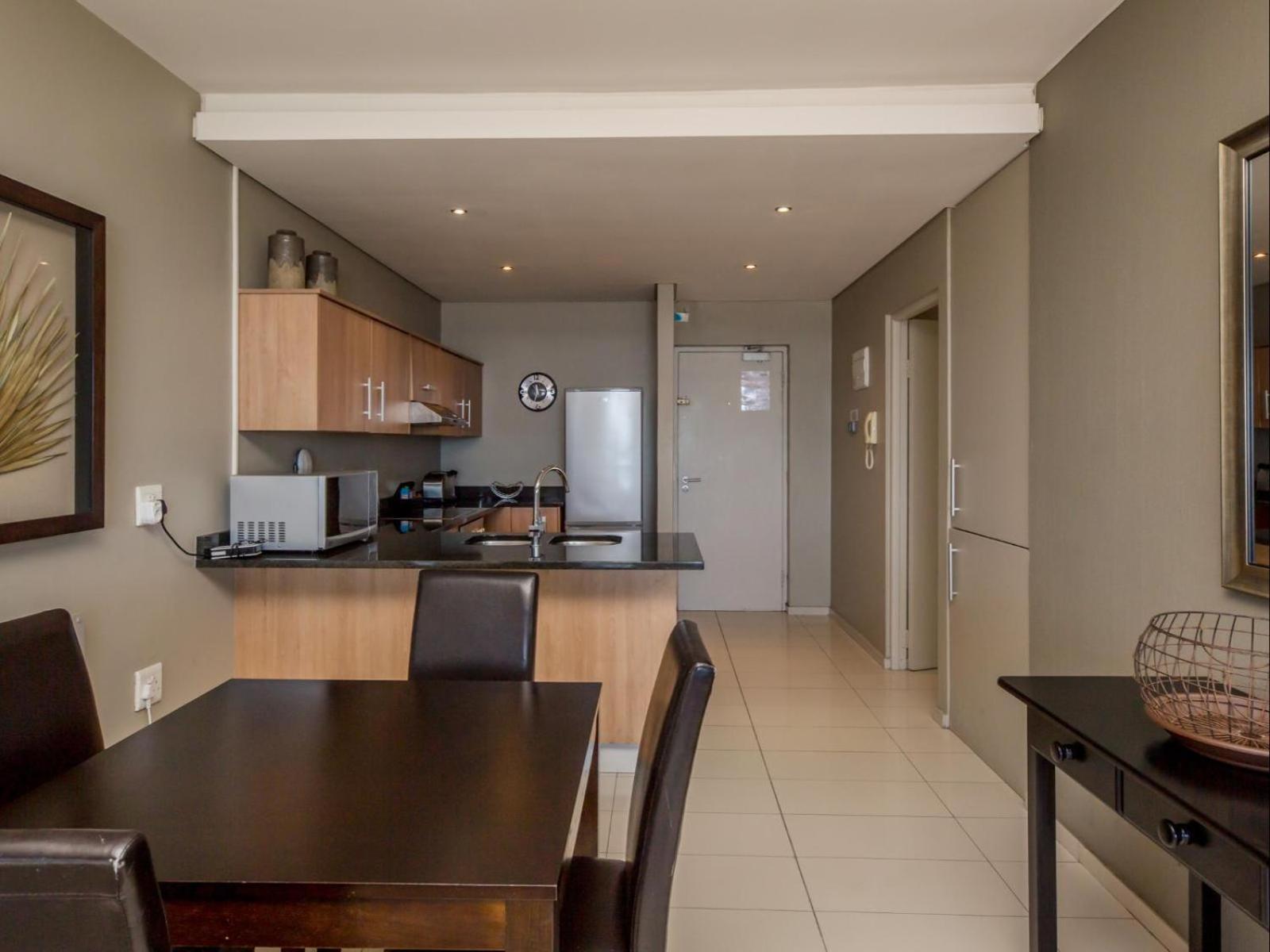 Infinity Self Catering Apartments Bloubergstrand Exteriör bild