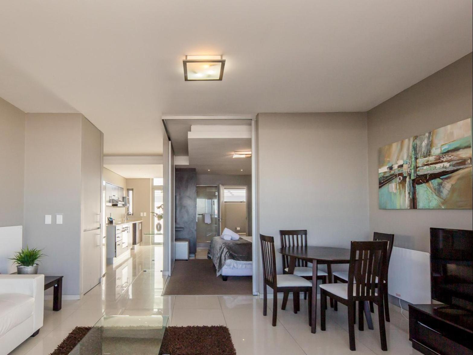 Infinity Self Catering Apartments Bloubergstrand Exteriör bild