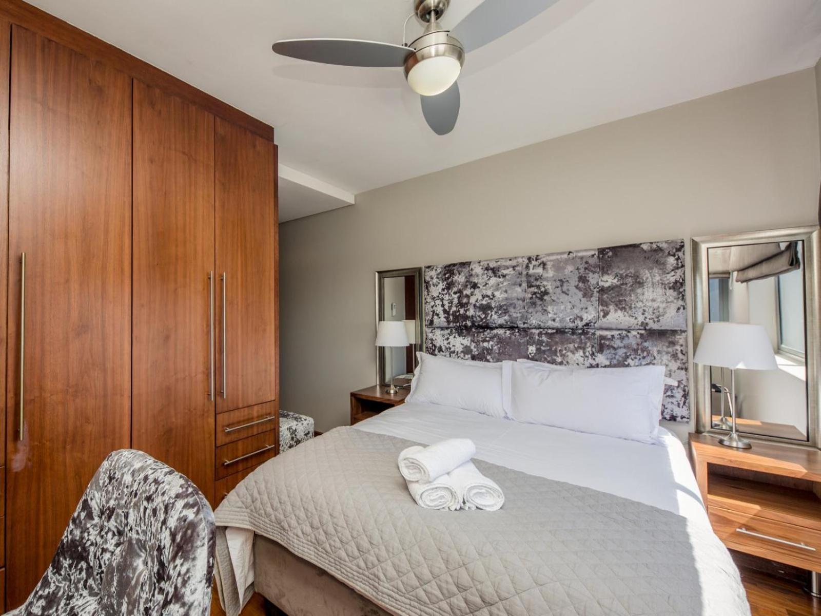 Infinity Self Catering Apartments Bloubergstrand Rum bild