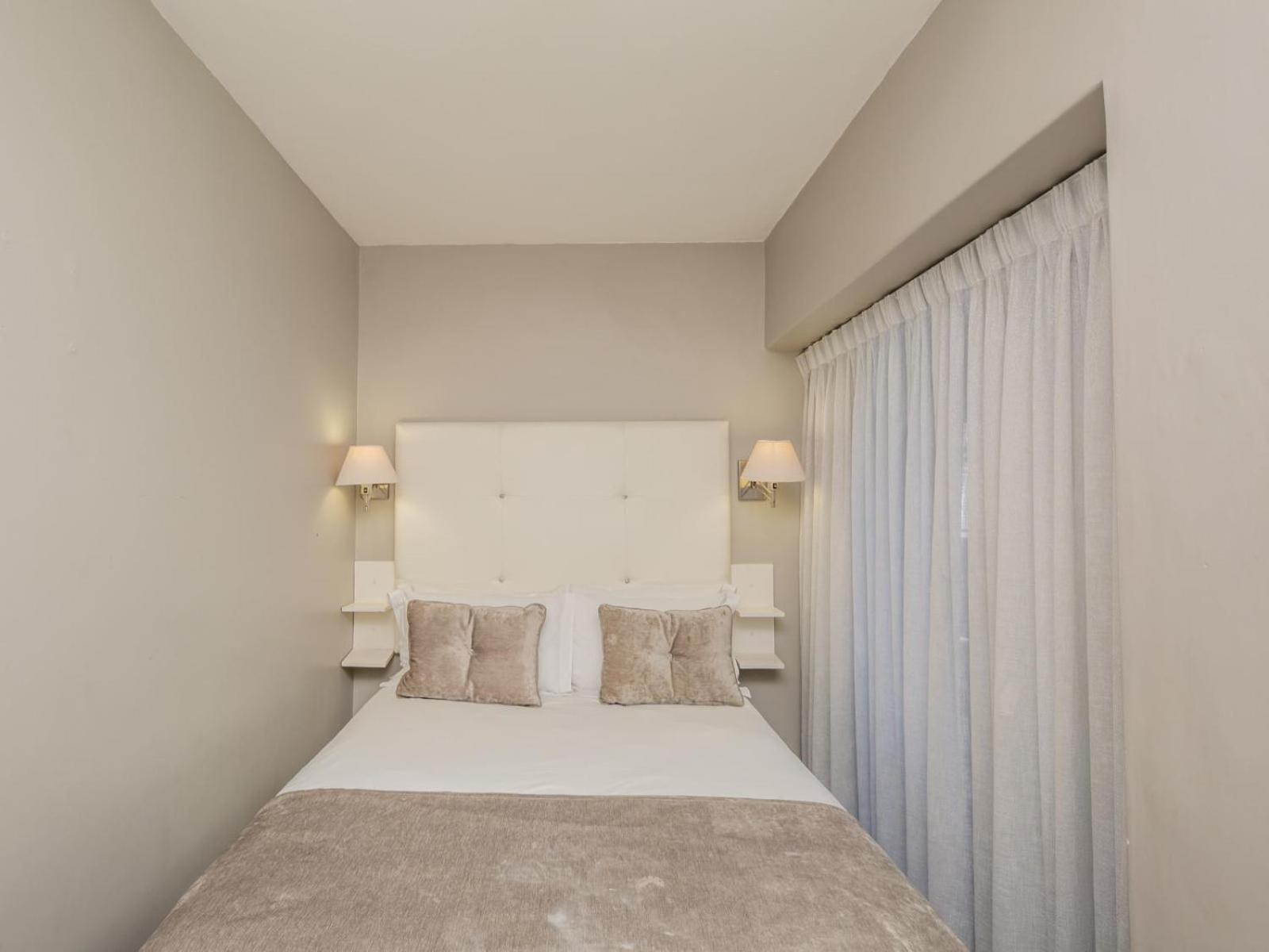Infinity Self Catering Apartments Bloubergstrand Rum bild