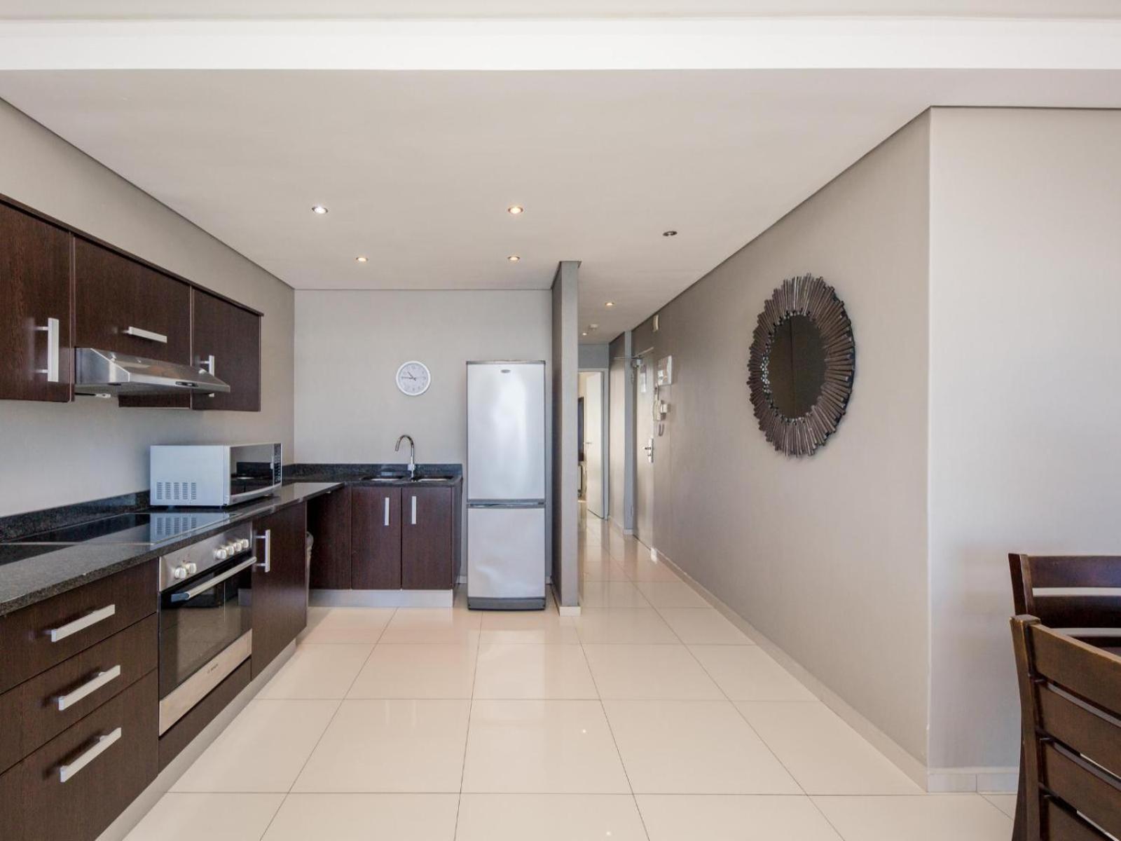 Infinity Self Catering Apartments Bloubergstrand Rum bild