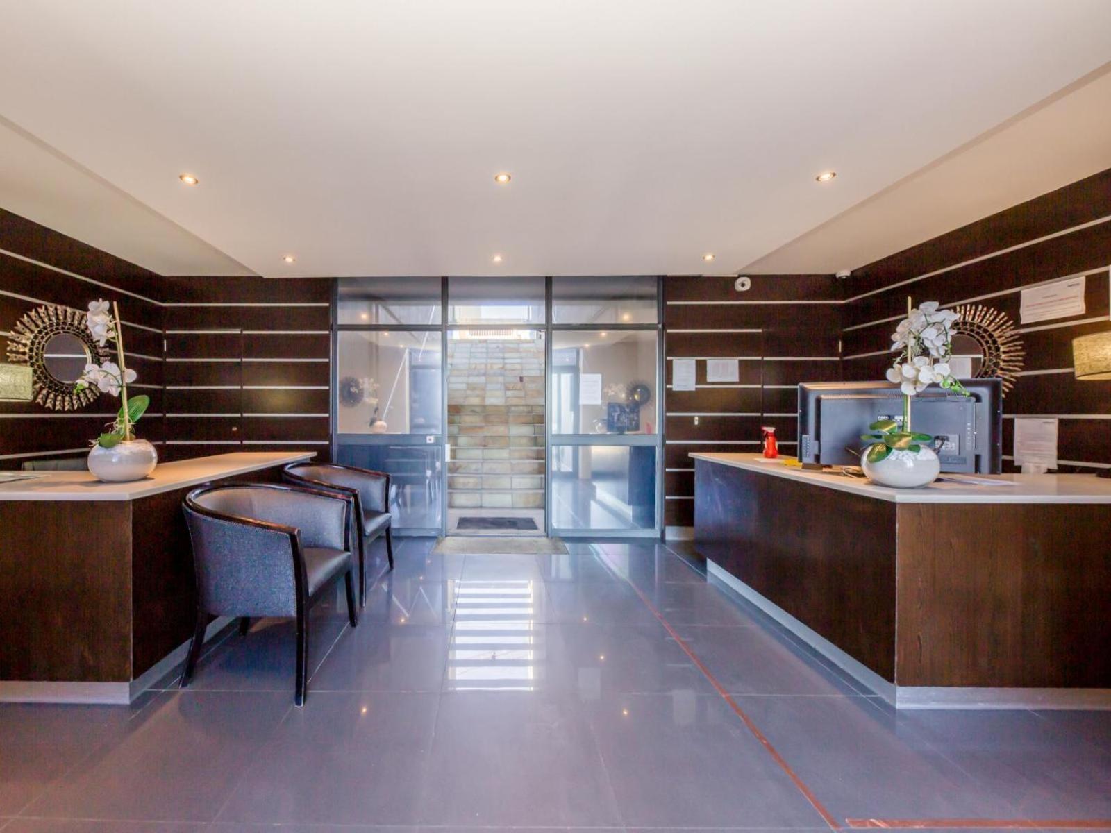 Infinity Self Catering Apartments Bloubergstrand Exteriör bild